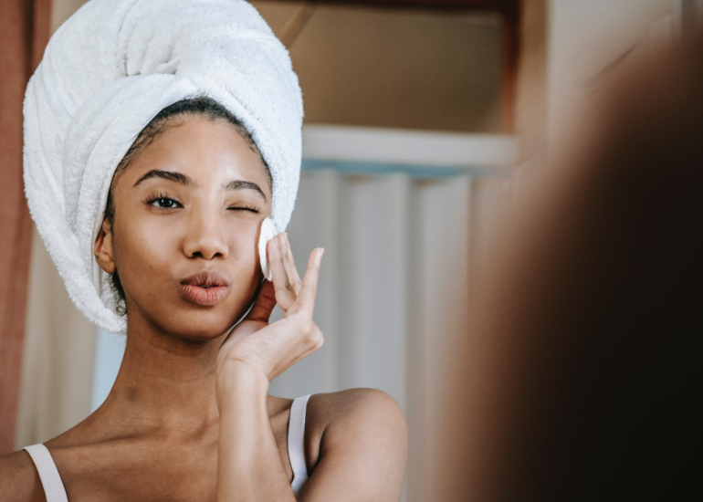 Do You Need Facial Toner? 7 Reasons to Include Toner in Your Skincare Routine